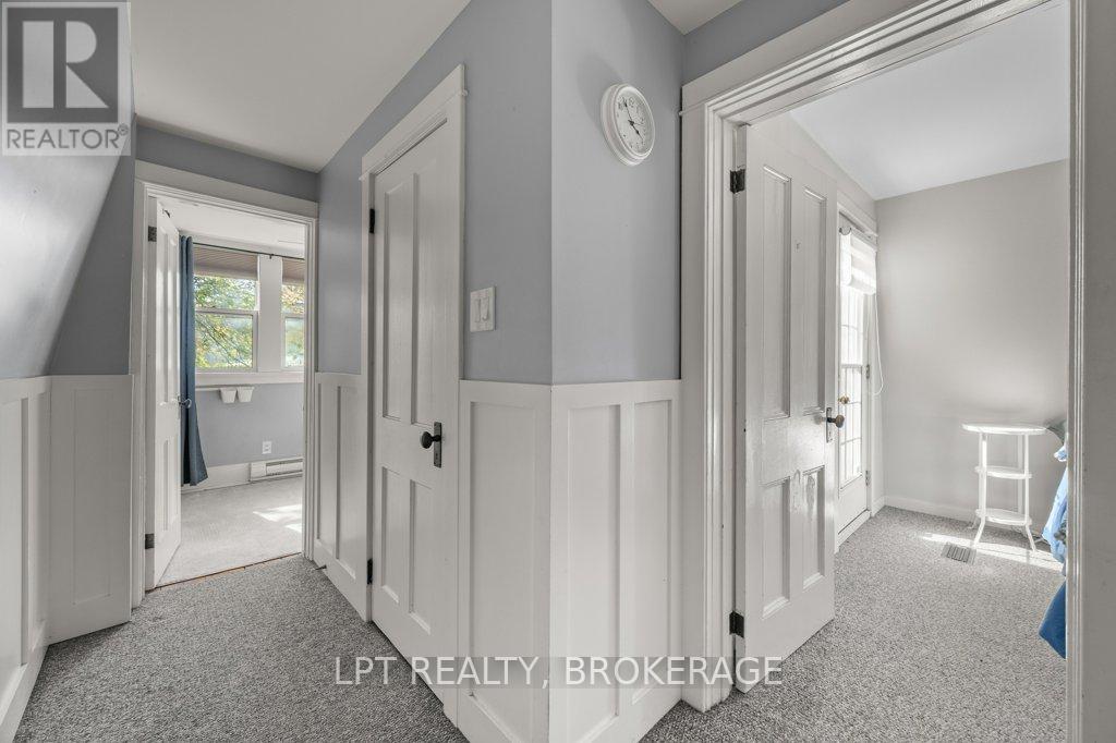 570 FRONTENAC STREET - 21