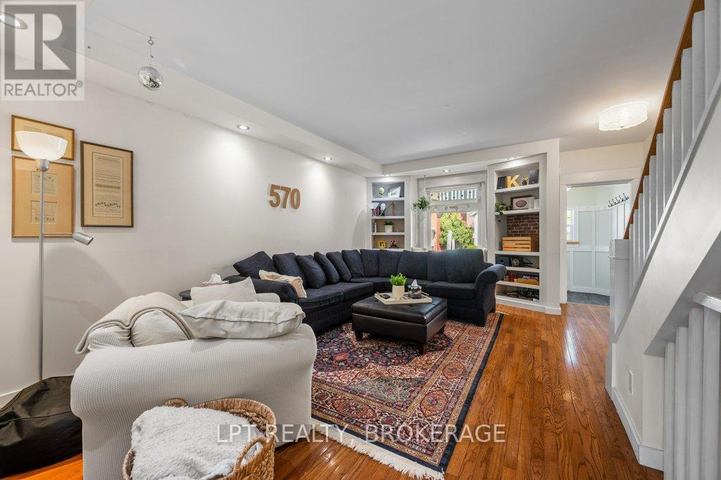 570 FRONTENAC STREET - 7