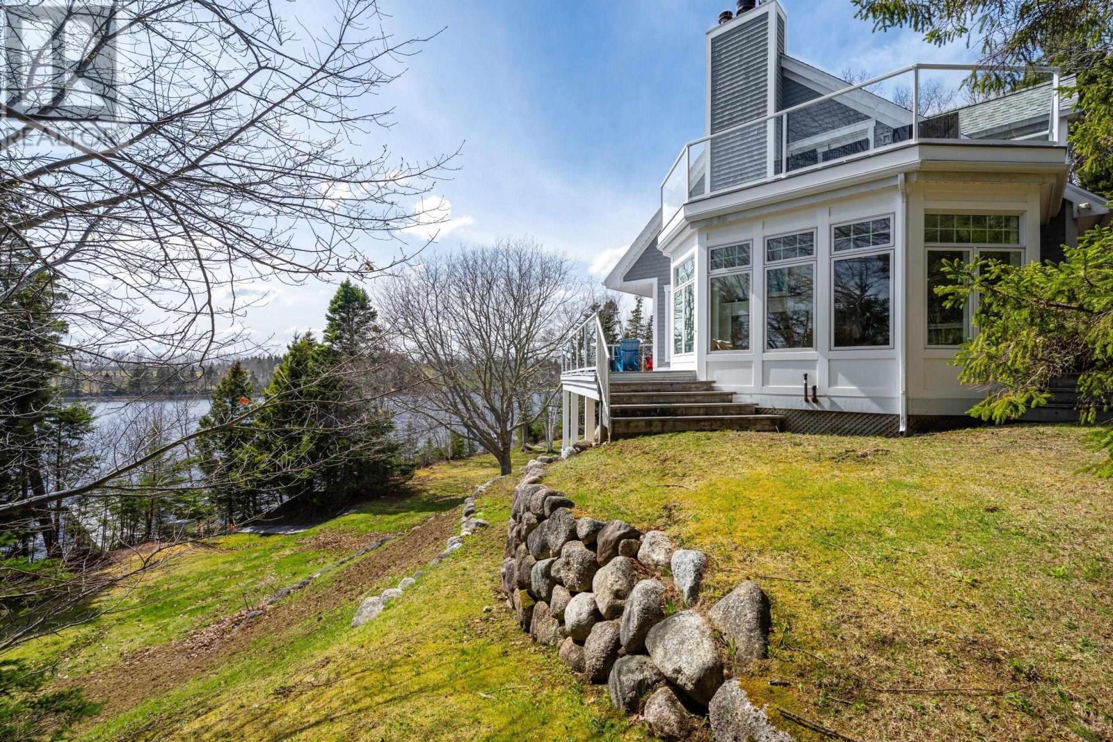 Property 30 of 49 of 152 Half Moon Cove Road