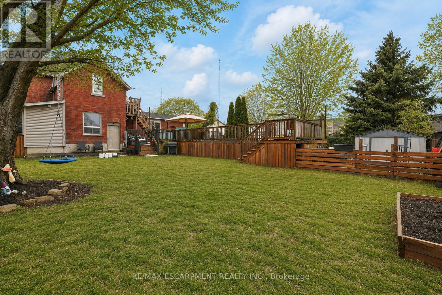 287 MAIN STREET E - 34