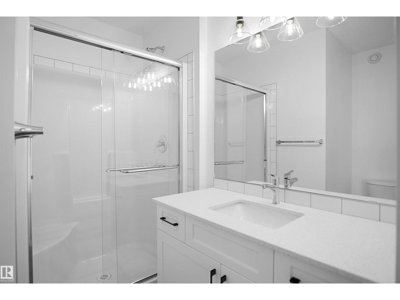 #53 525 SECORD BV NW - 18