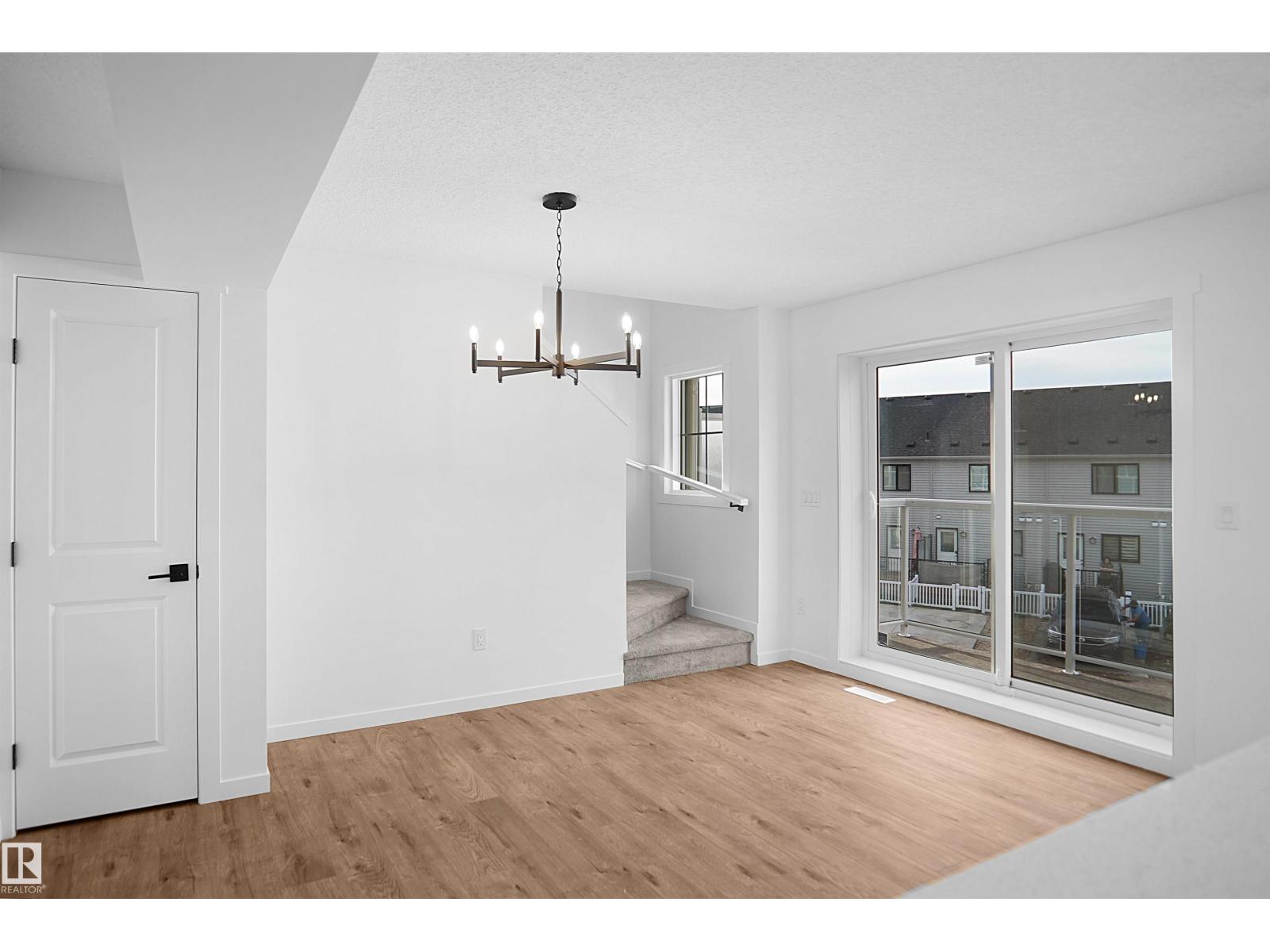 #53 525 SECORD BV NW - 13