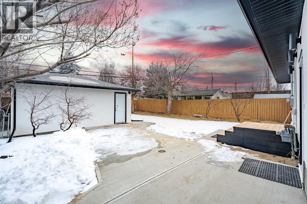 451 Arlington Drive SE - 5