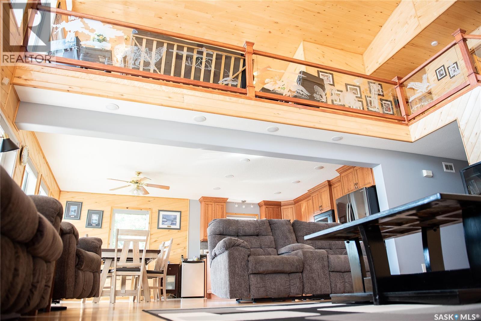 53 Lakeside DRIVE - 21