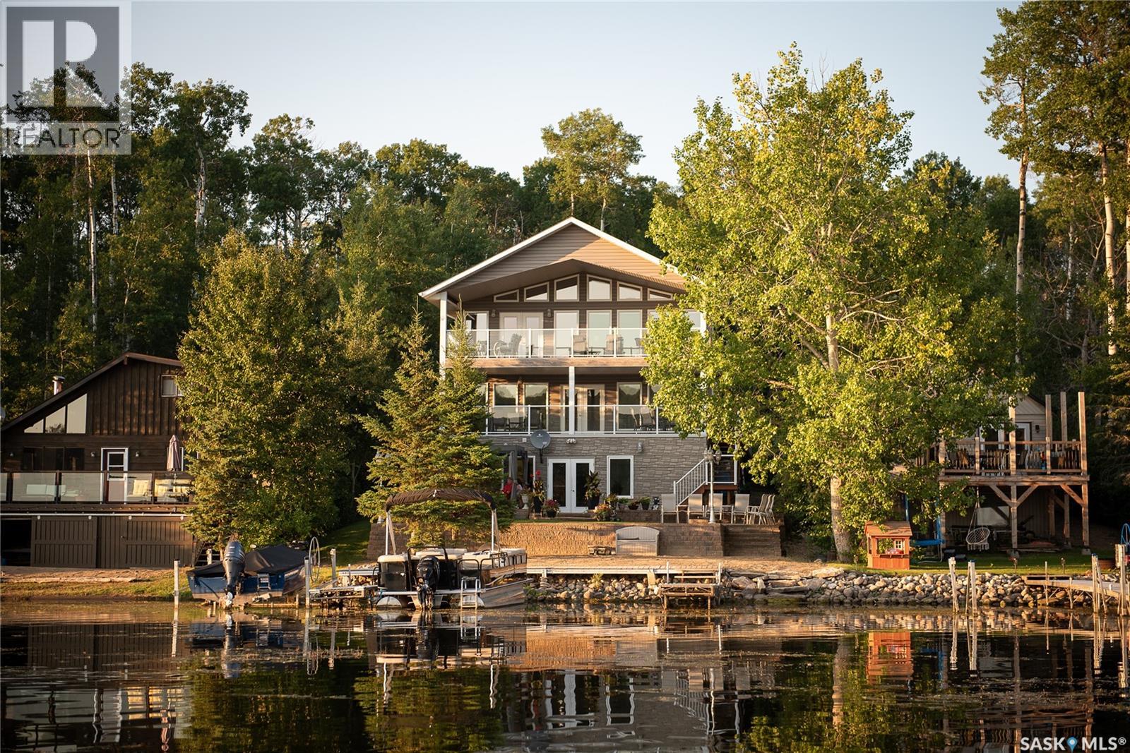 53 Lakeside DRIVE - 5