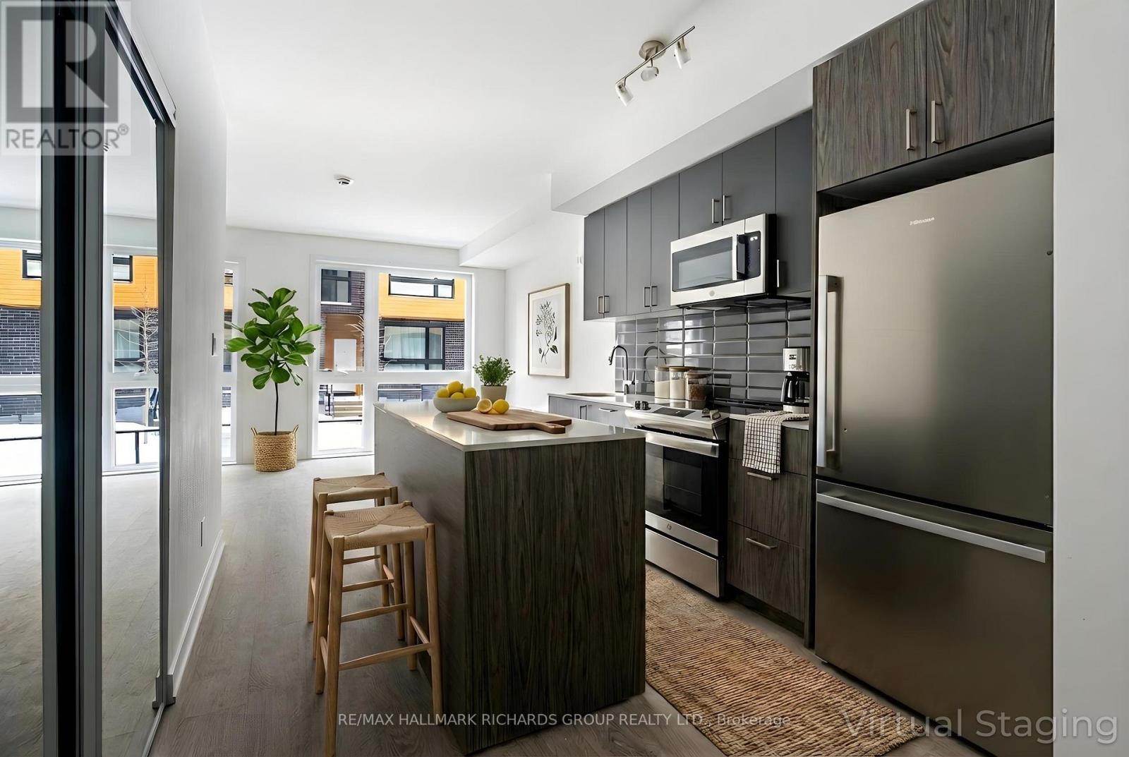 #23 35 BIRCHCLIFF AVENUE - 4