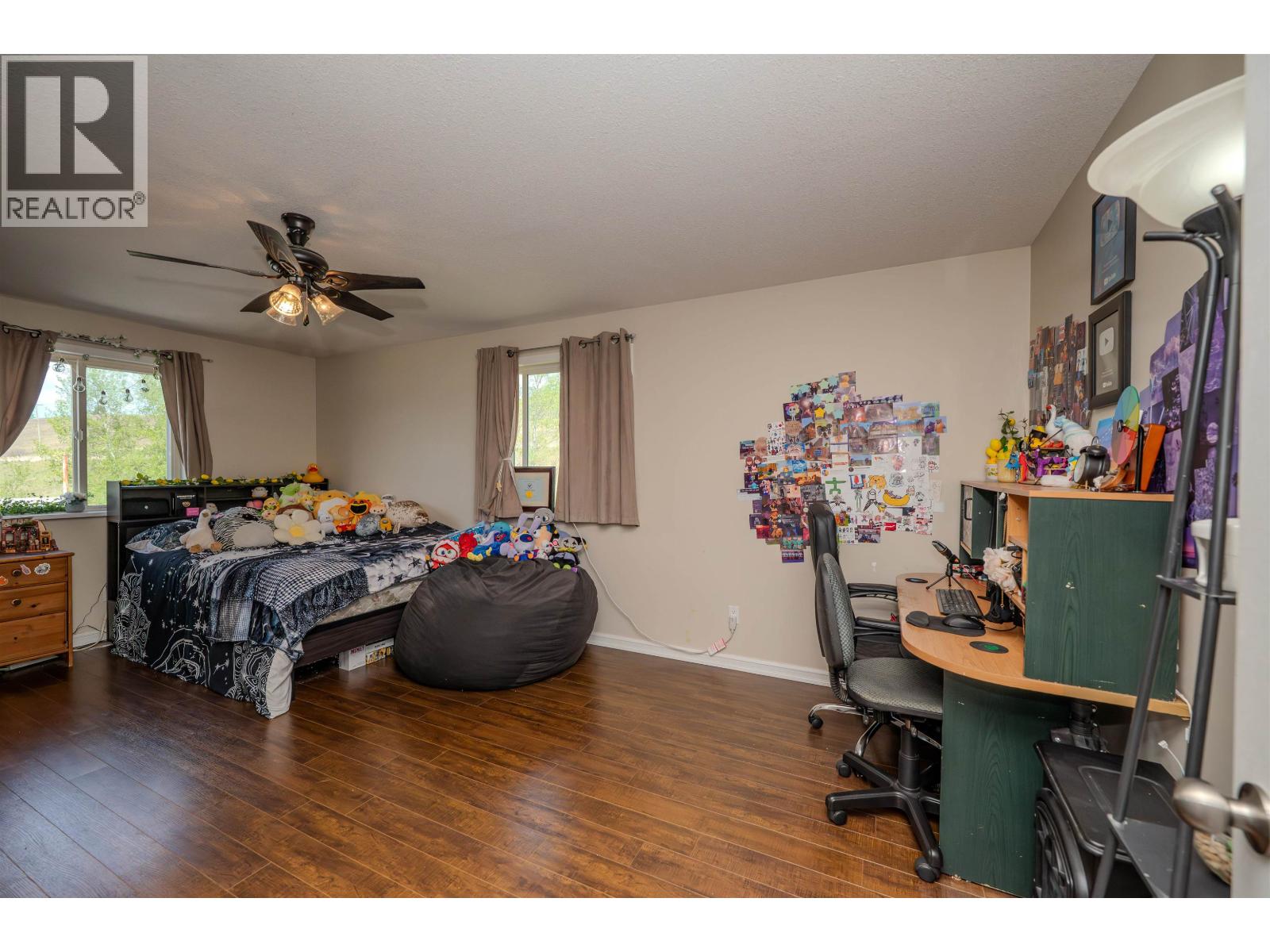 3451 DUNSMUIR ROAD - 24