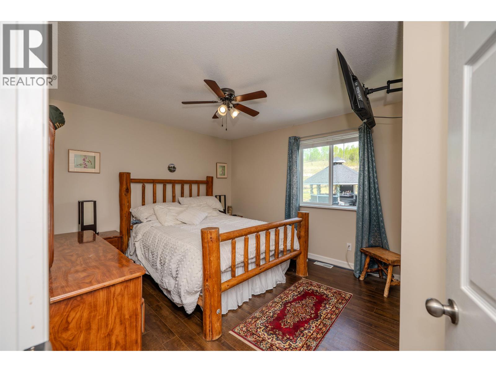 3451 DUNSMUIR ROAD - 14