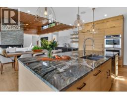 4pc Ensuite bath - 8799 Grainger Road, Canal Flats, BC V0B1B0 Photo 19