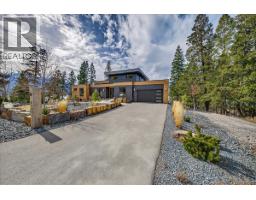 Laundry room - 8799 Grainger Road, Canal Flats, BC V0B1B0 Photo 16