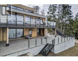 3pc Ensuite bath - 8799 Grainger Road, Canal Flats, BC V0B1B0 Photo 7
