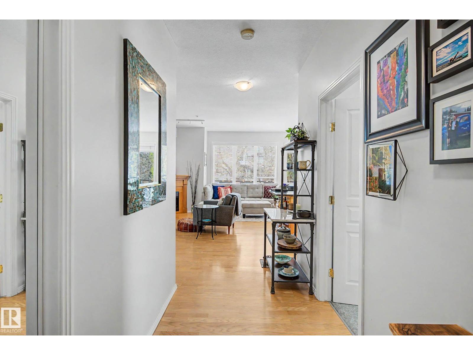 #334 10023 110 ST NW - 9