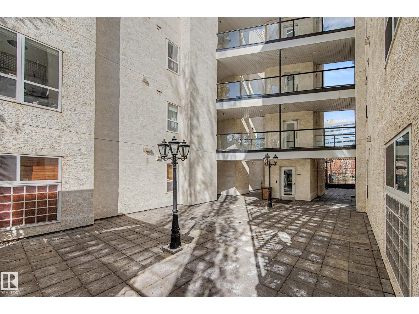 #334 10023 110 ST NW - 31