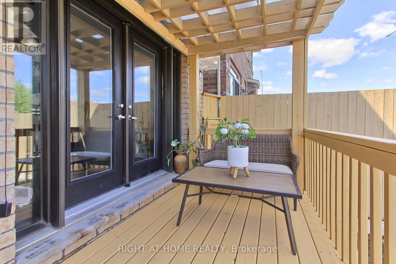 3 BREMNER STREET - 44
