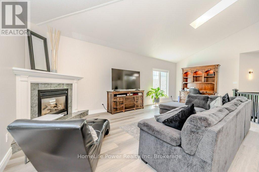 16 ELDERBERRY COURT - 10