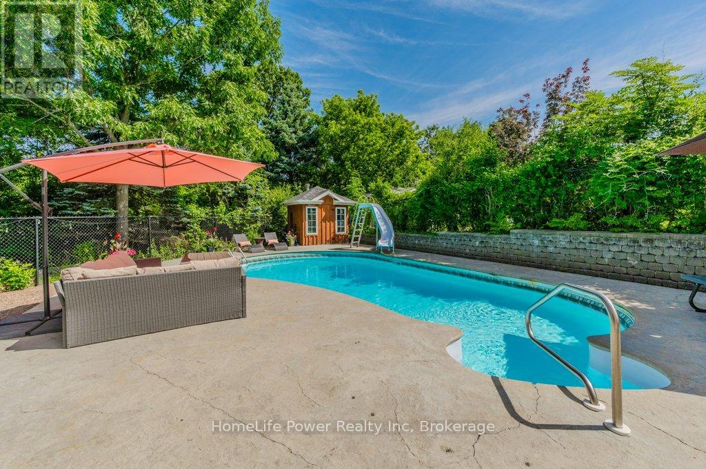 16 ELDERBERRY COURT - 46