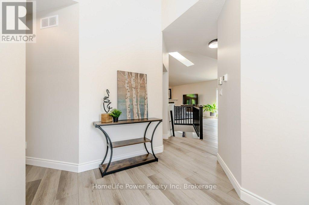 16 ELDERBERRY COURT - 8