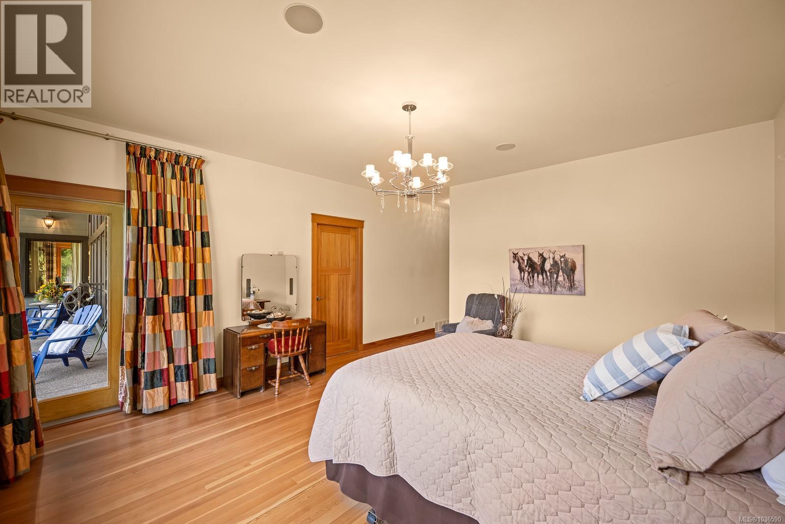 2480 England Rd, Courtenay