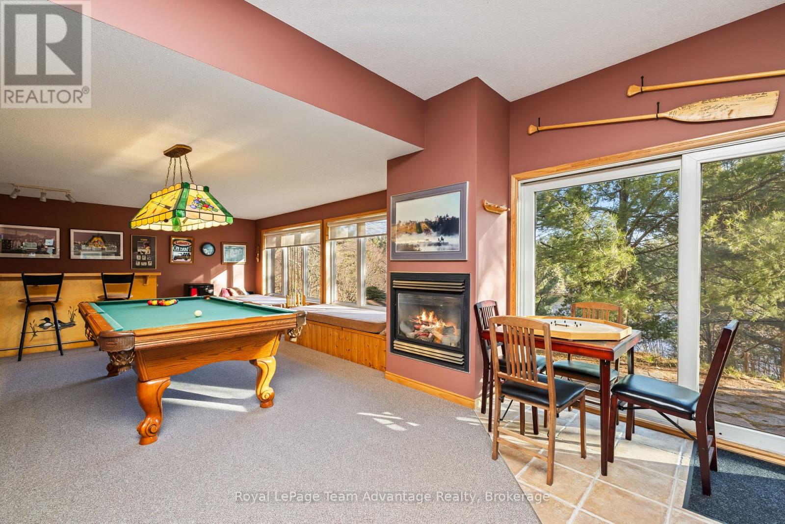 68 SHEBESHEKONG ROAD S - 22