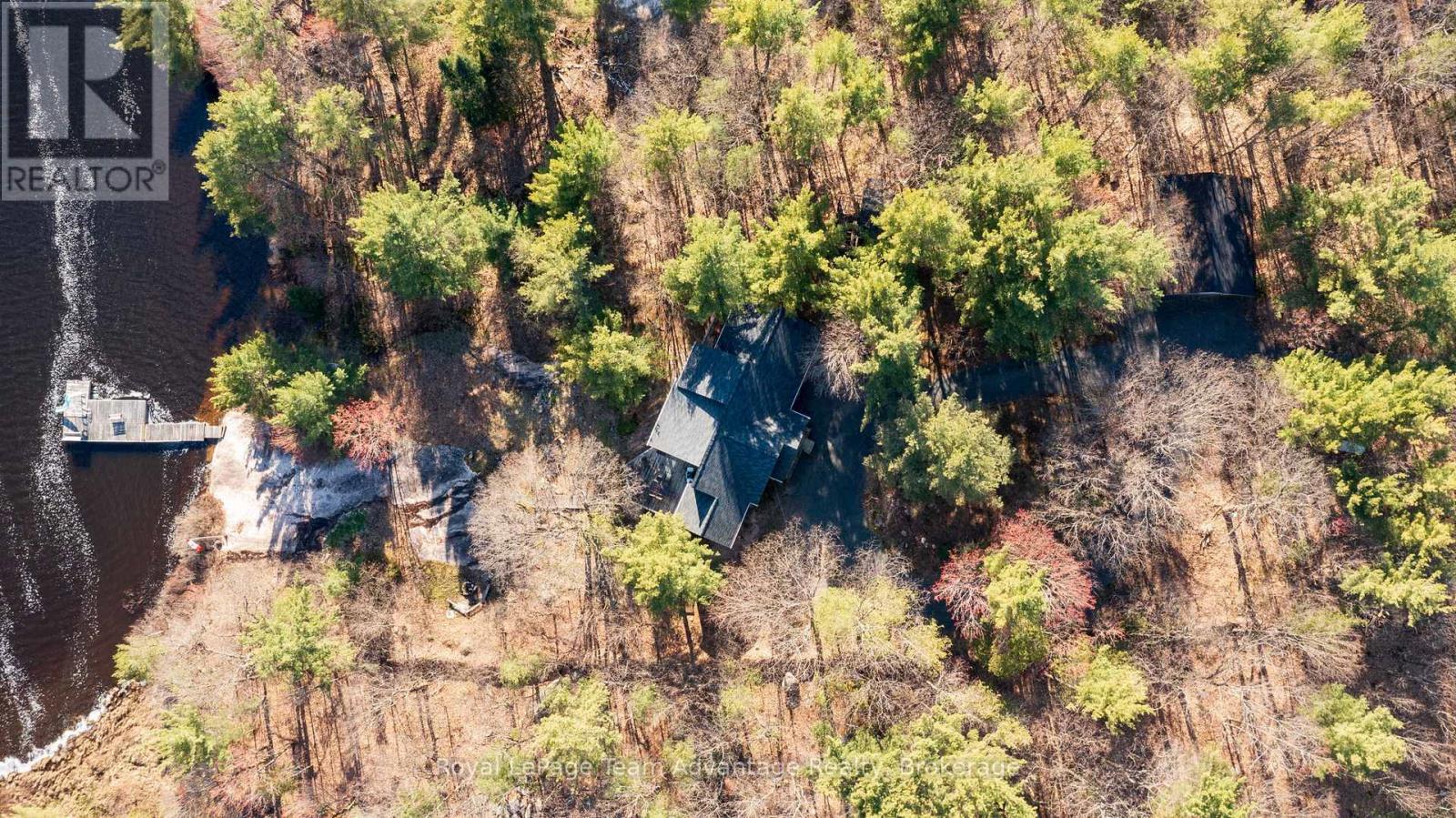 68 SHEBESHEKONG ROAD S - 28