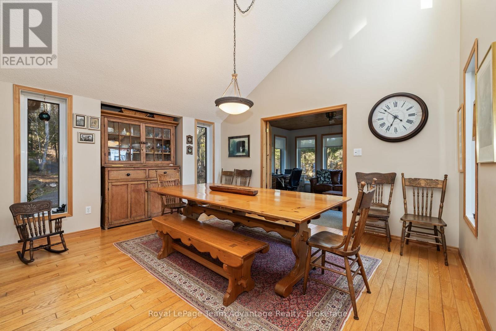 68 SHEBESHEKONG ROAD S - 8