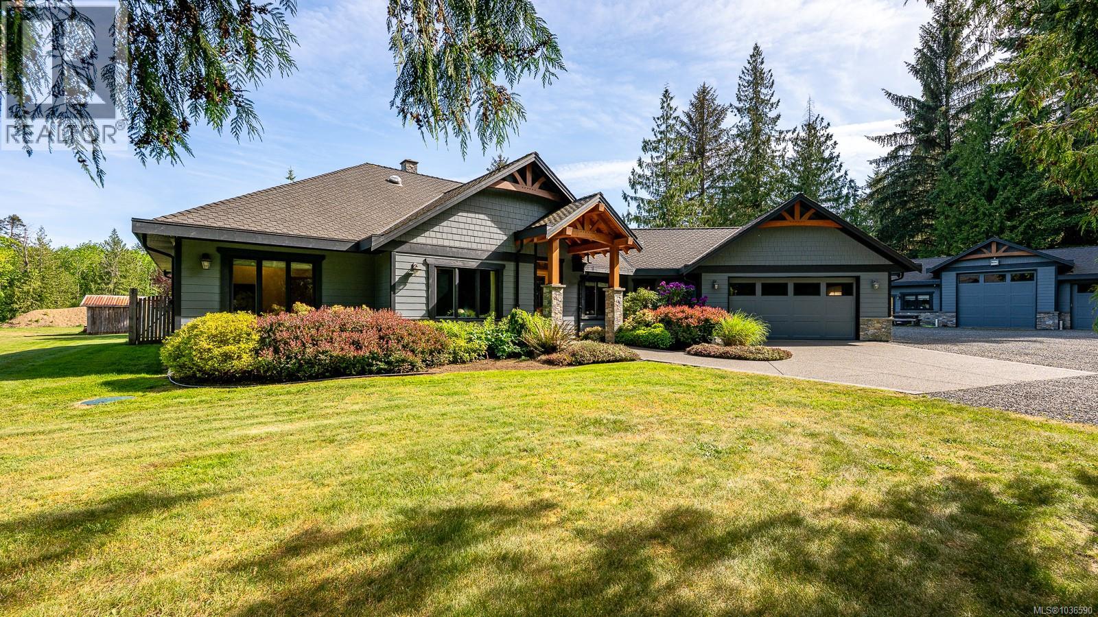 2480 England Rd, Courtenay