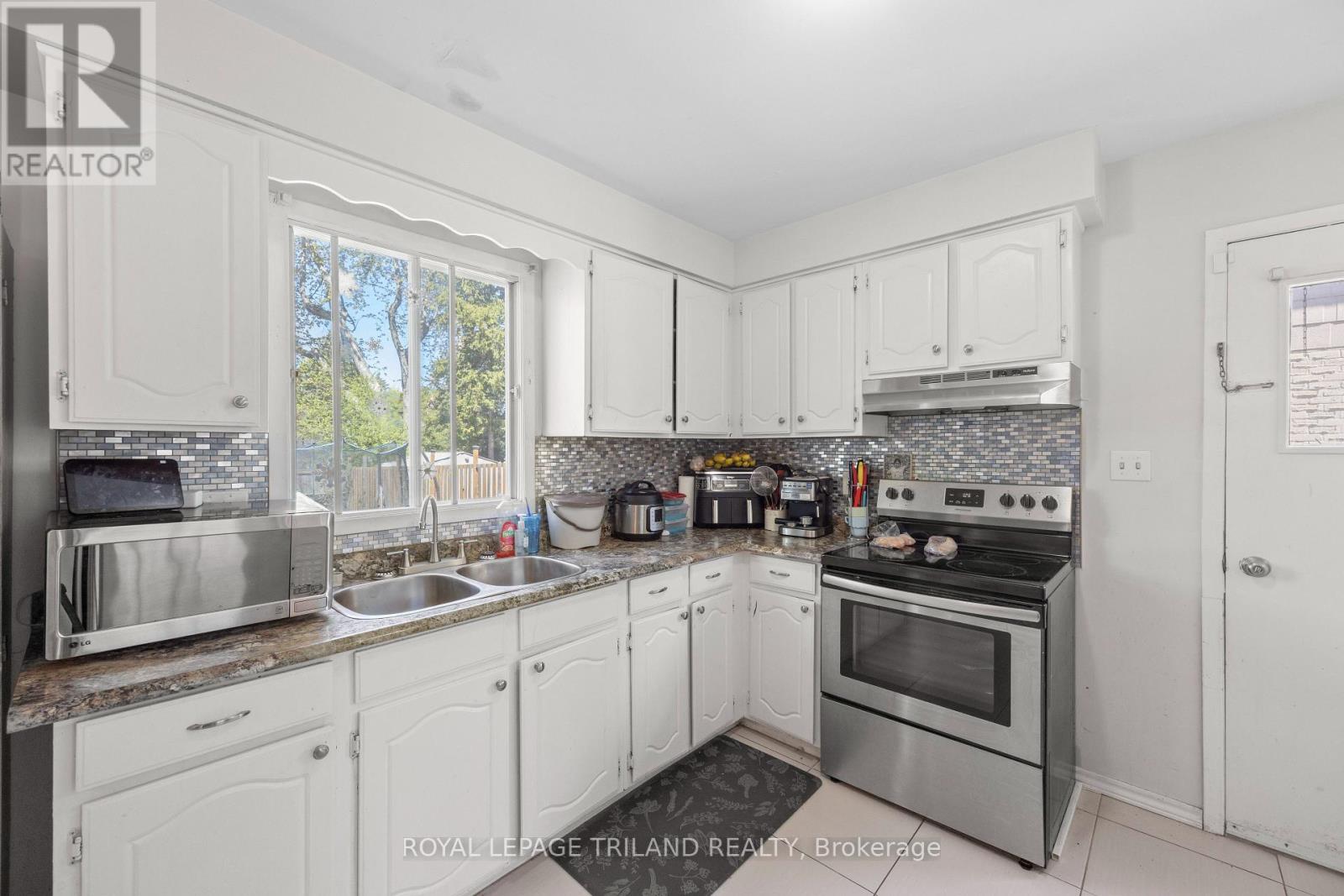 1769 ALDERSBROOK ROAD - 16