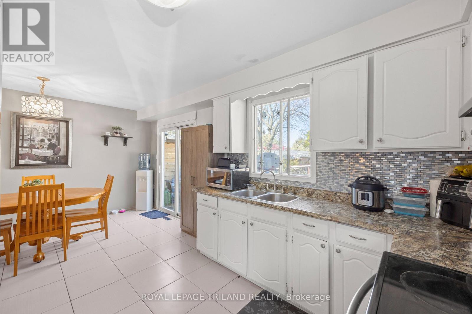 1769 ALDERSBROOK ROAD - 18