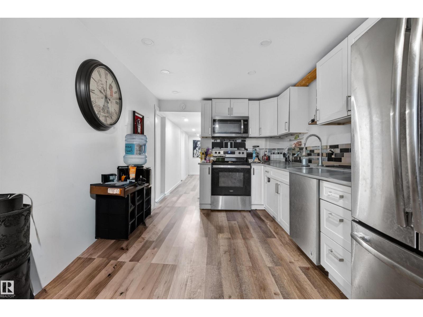 12028-30 88 ST NW - 16