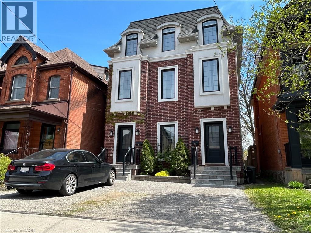 167 WALNUT Street S - 1