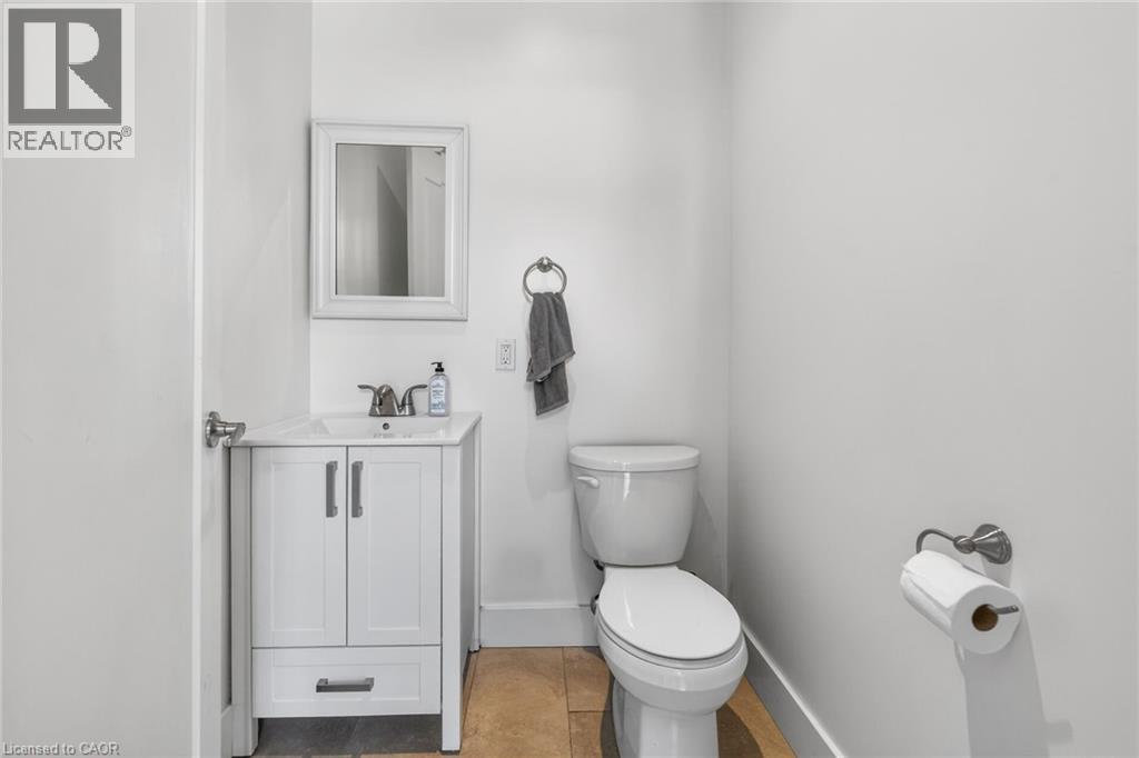 167 WALNUT Street S - 39