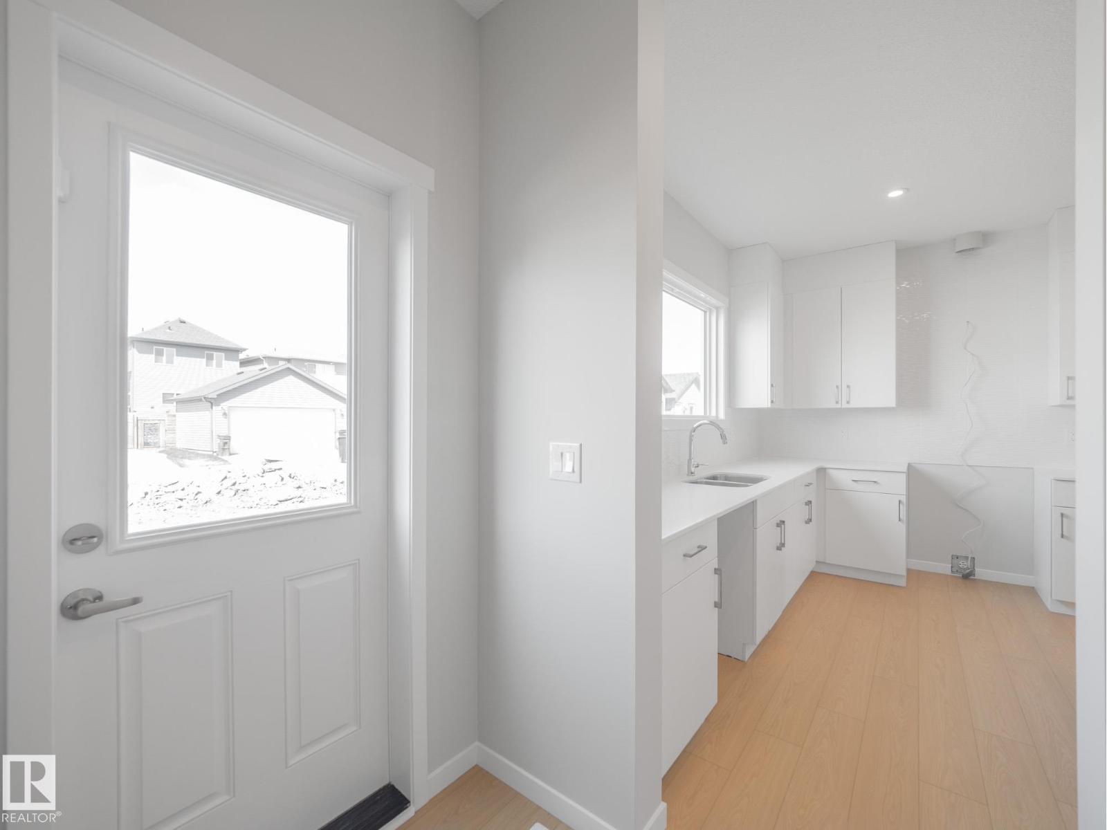17338 6 A ST NE NE - 18