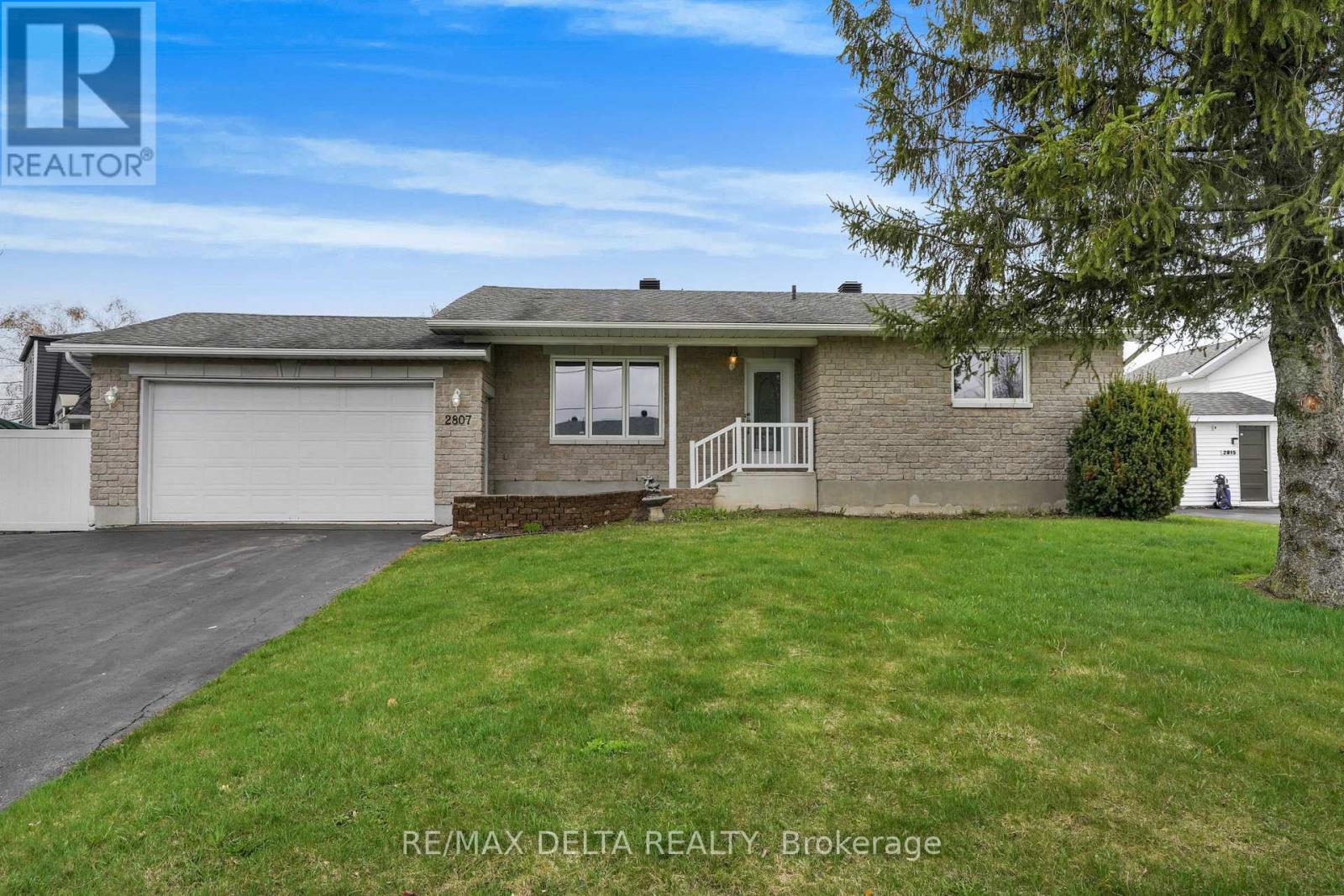 2807 LEONARD STREET - 1