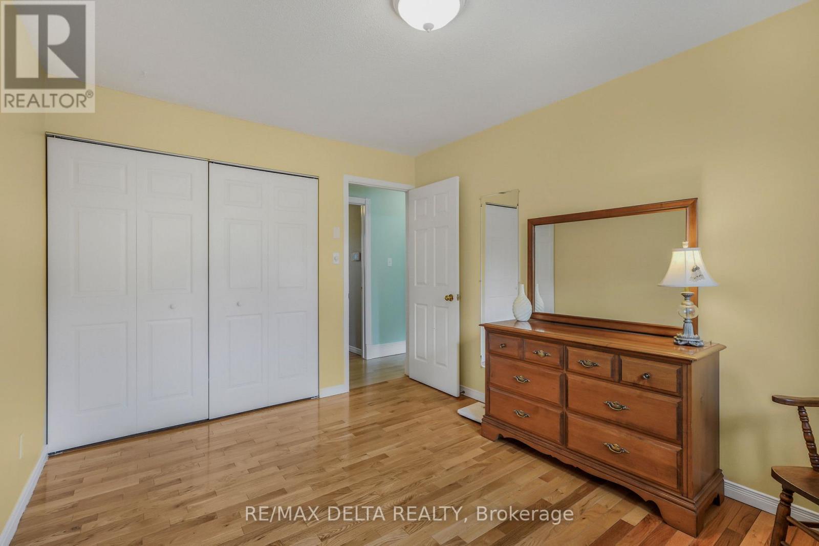 2807 LEONARD STREET - 17
