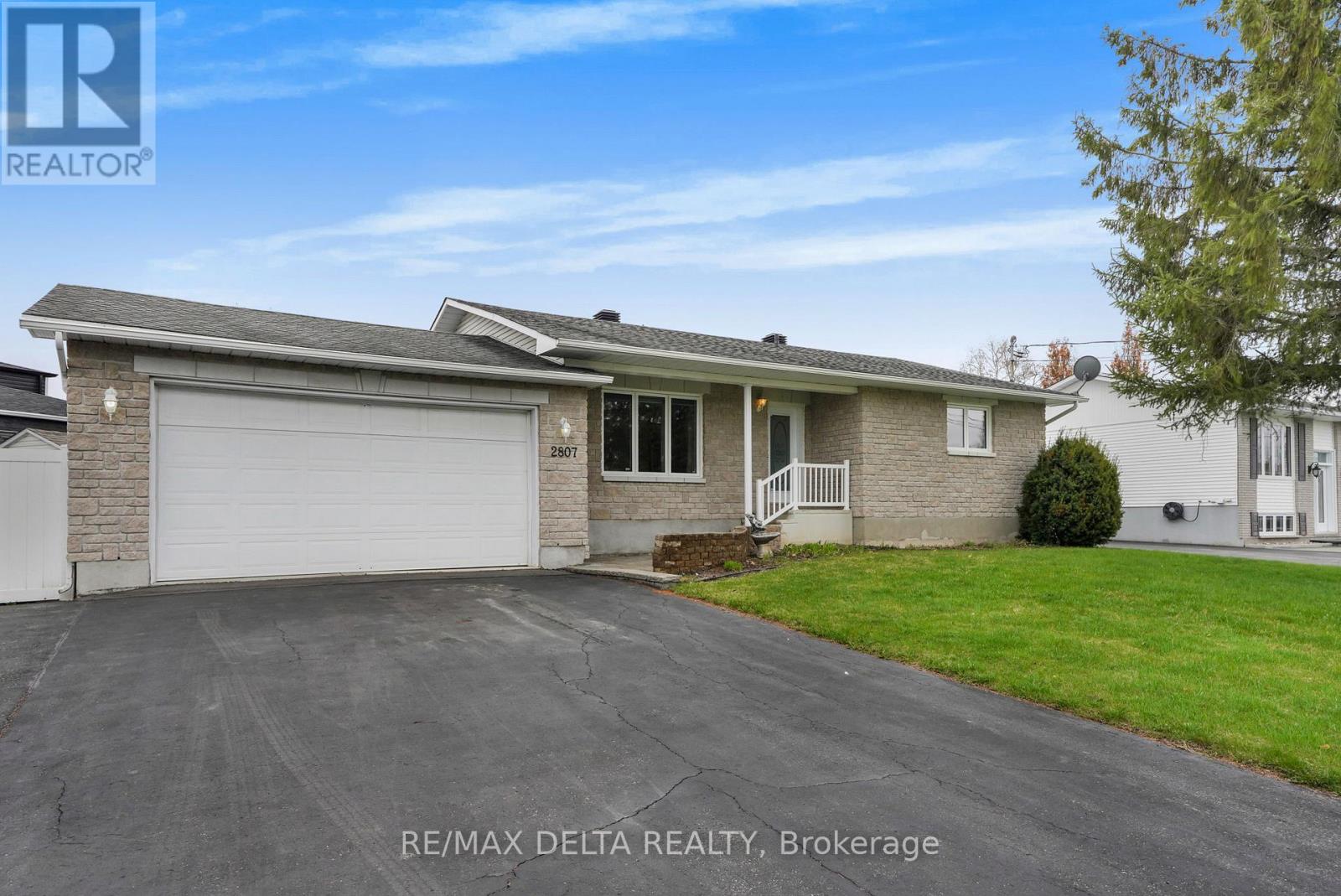 2807 LEONARD STREET - 2