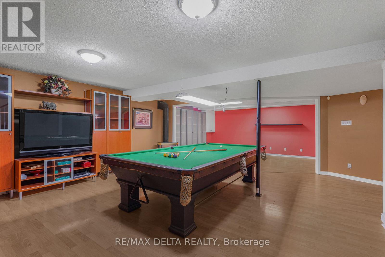 2807 LEONARD STREET - 21