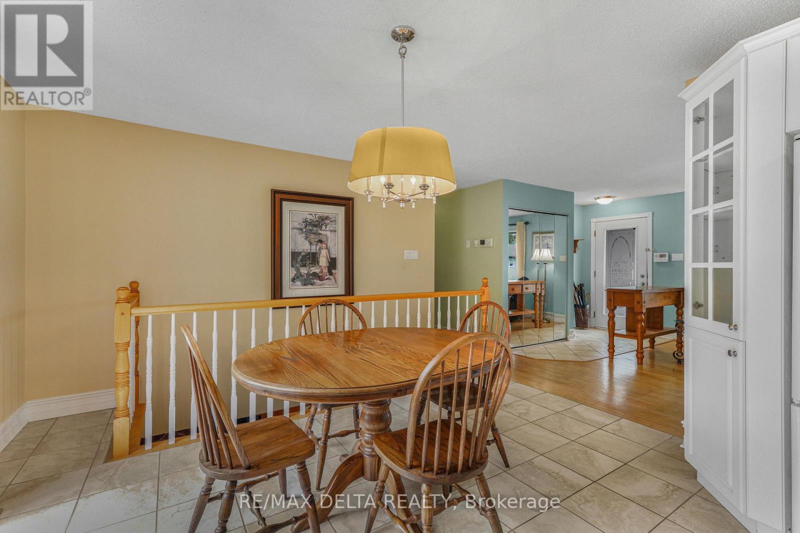 2807 LEONARD STREET - 8