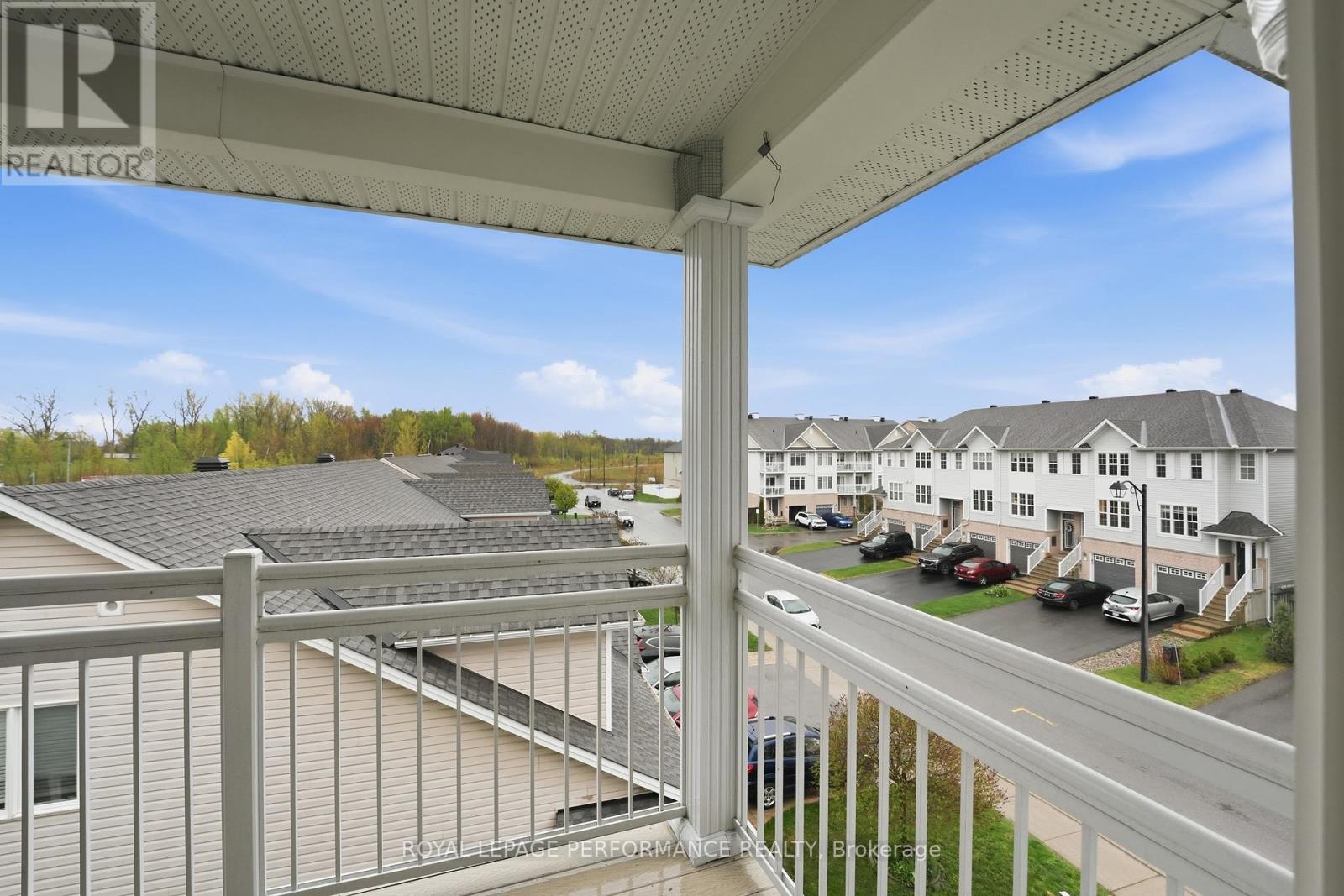 302 GALSTON PRIVATE - 34