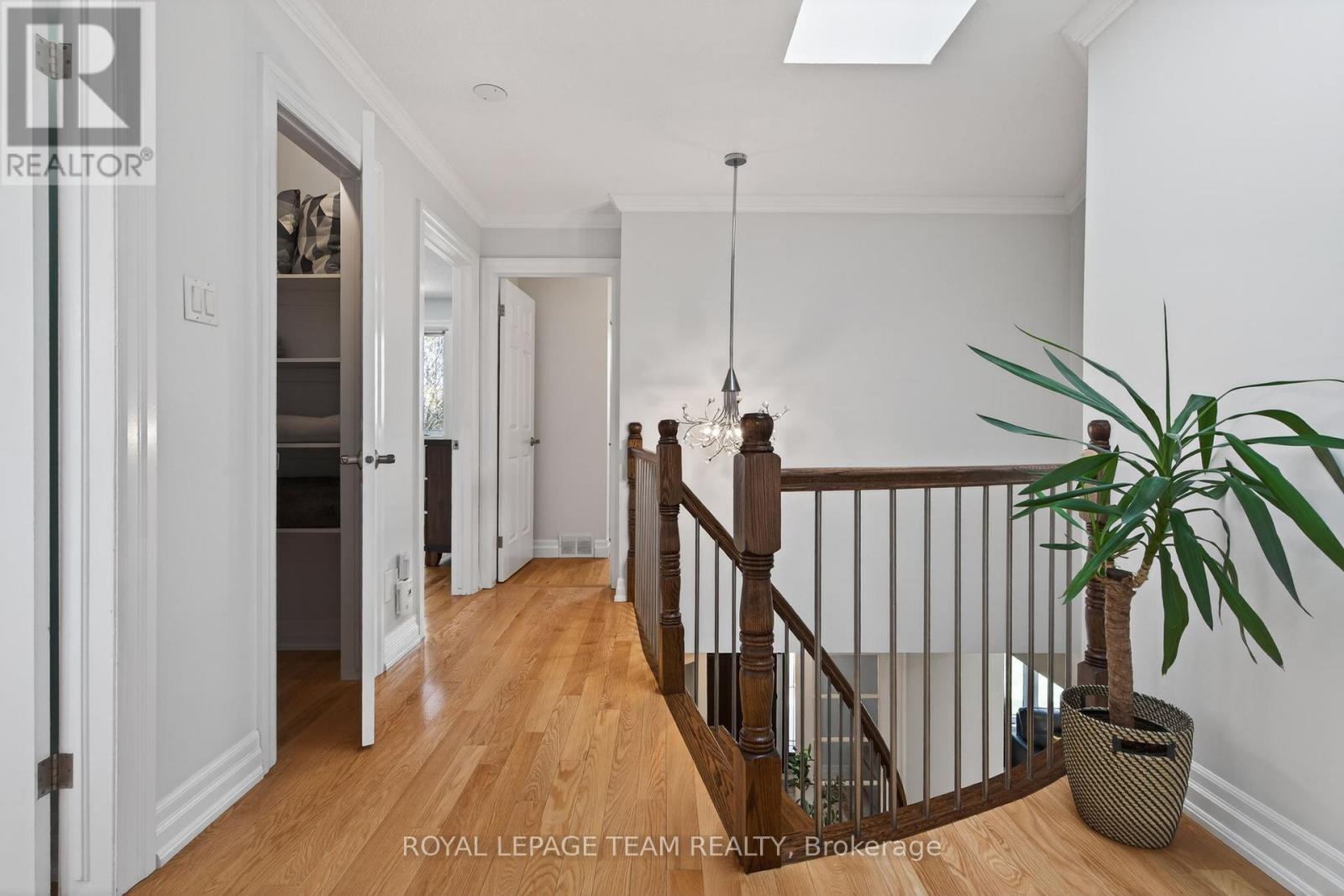 1108 CINDY HILL CRESCENT - 21