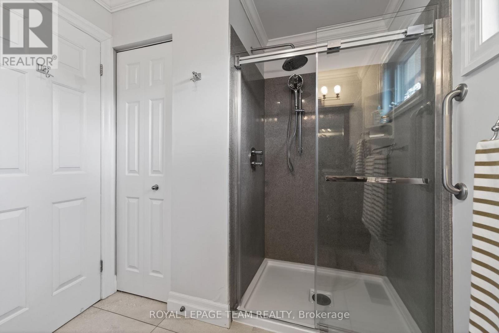 1108 CINDY HILL CRESCENT - 25