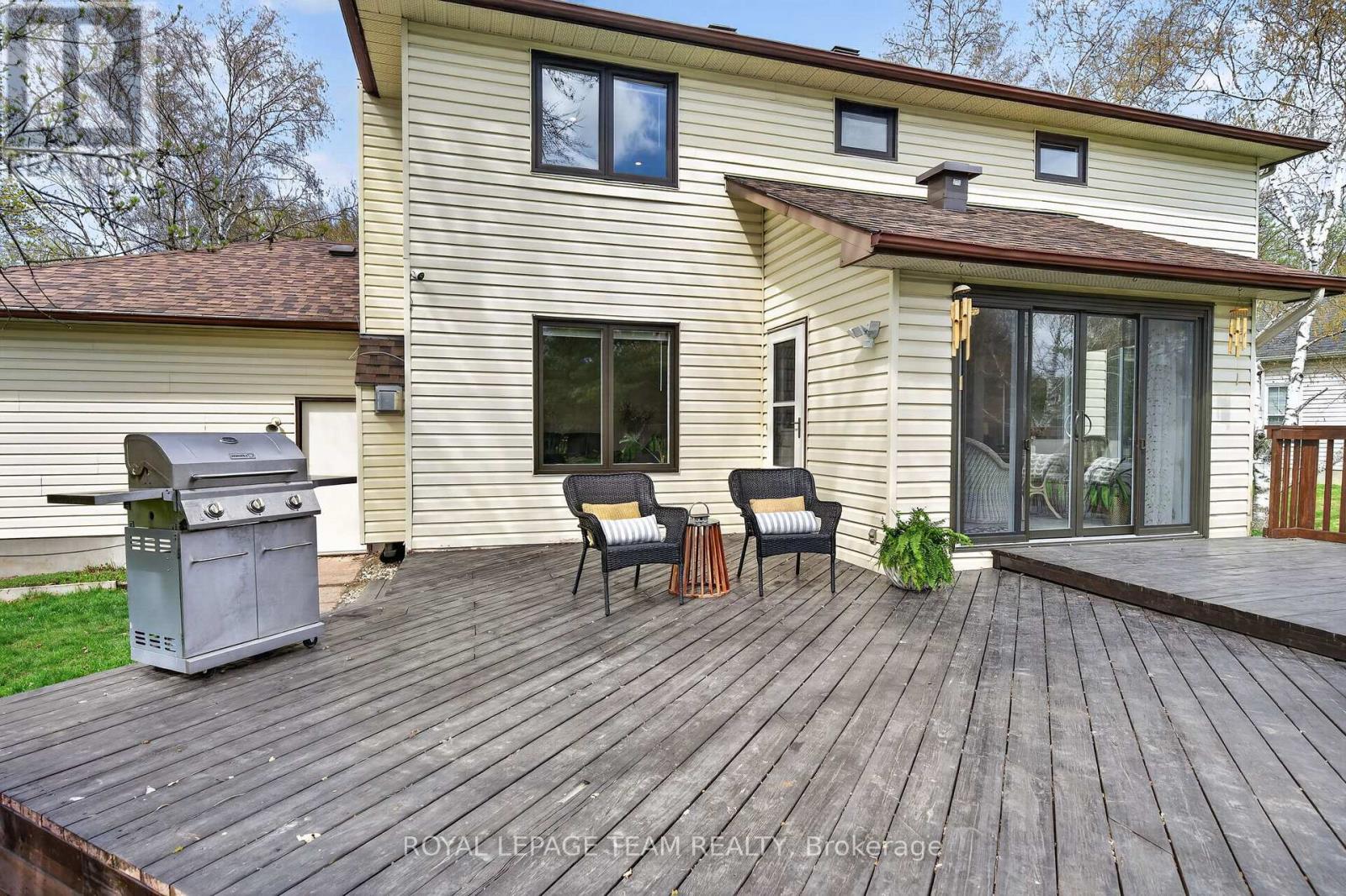 1108 CINDY HILL CRESCENT - 43