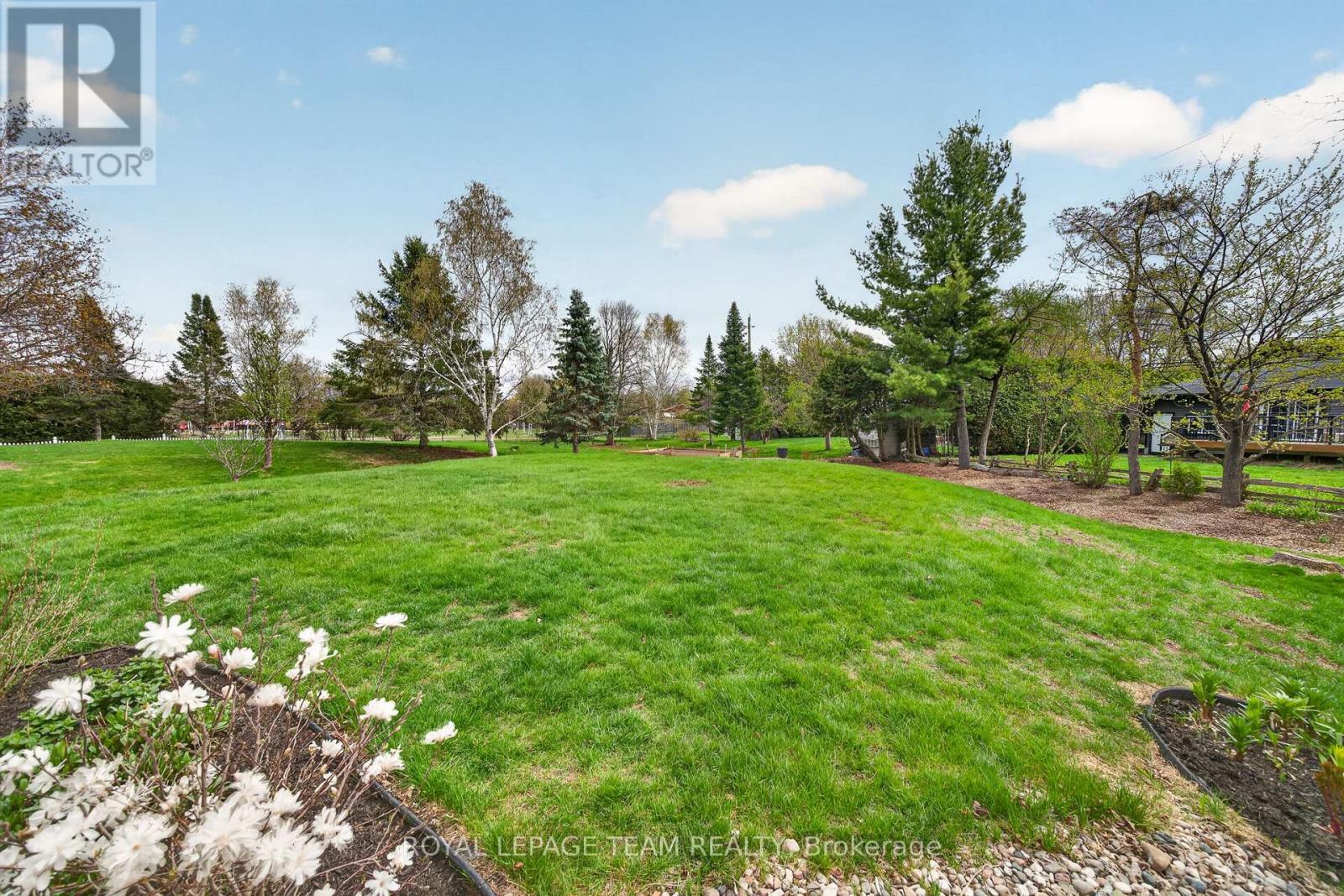 1108 CINDY HILL CRESCENT - 46