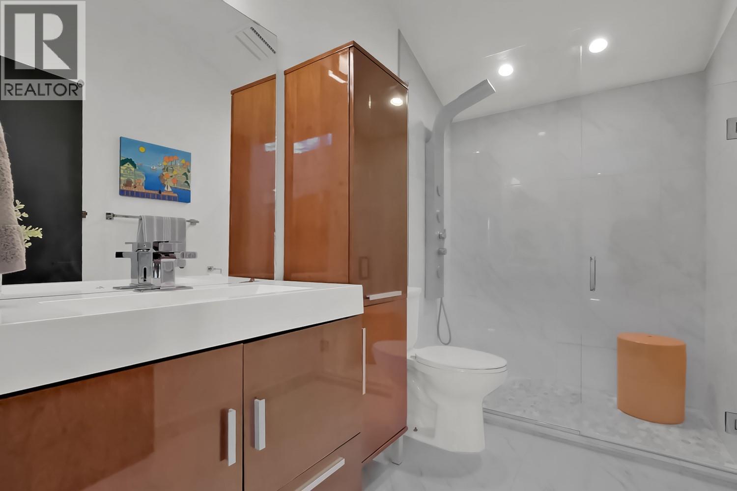 5290 Trepanier Bench Road - 16