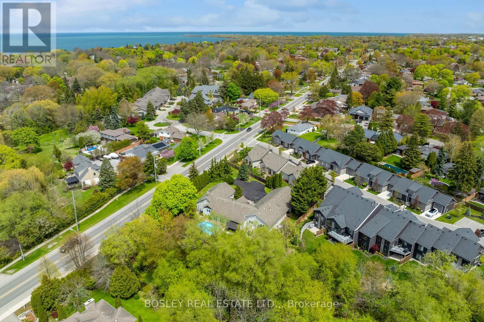 166 LAKESHORE ROAD - 49