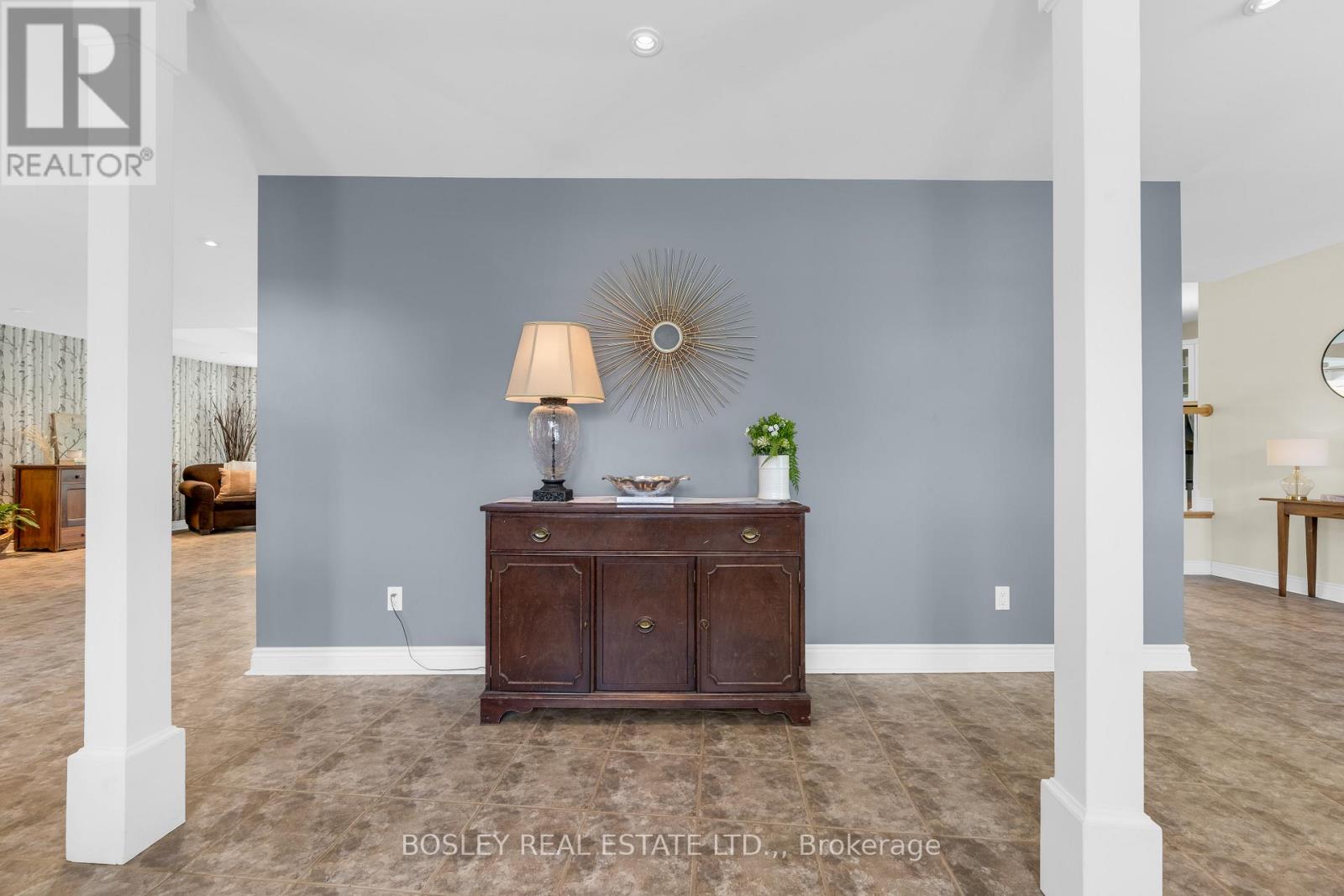 166 LAKESHORE ROAD - 8