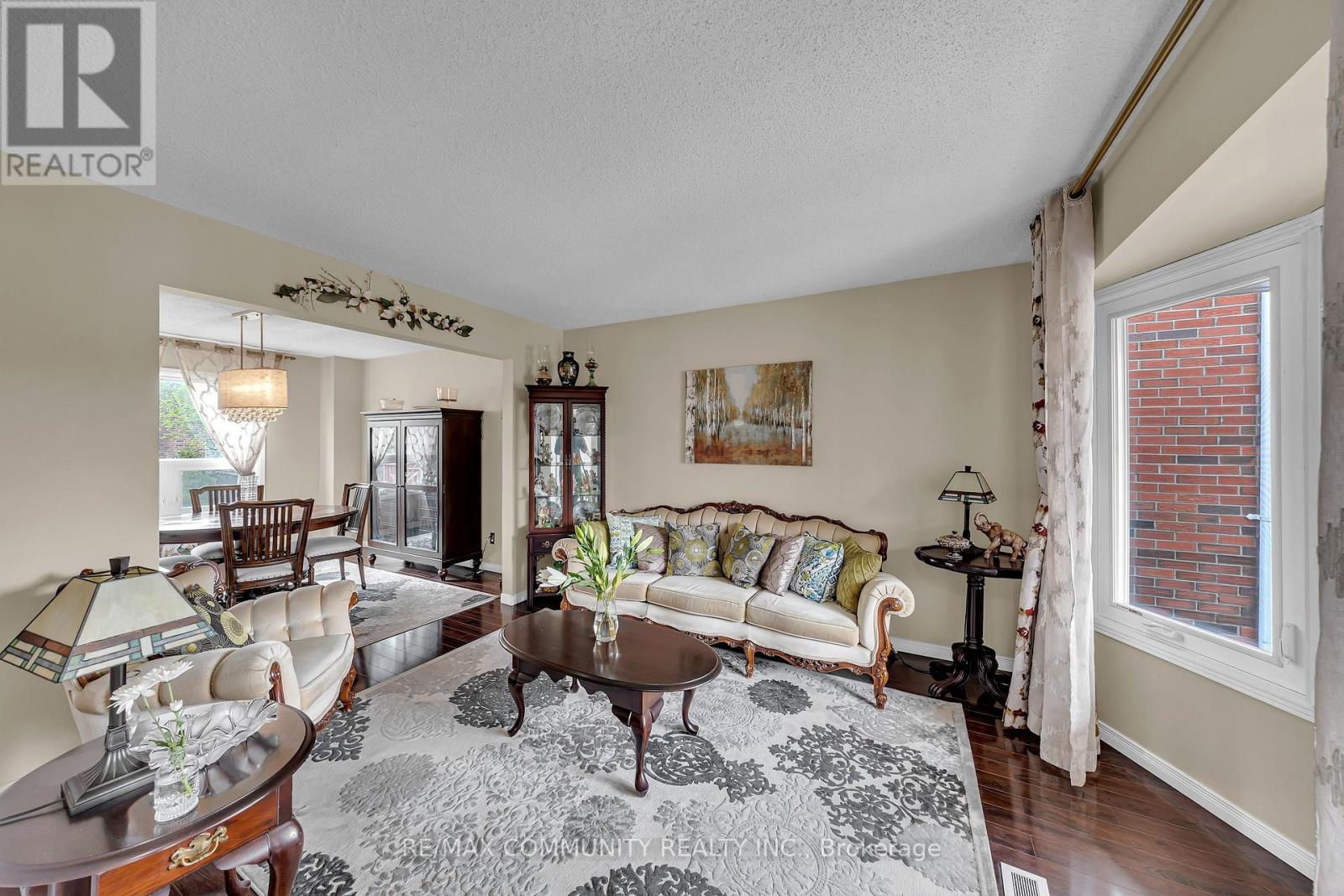 43 MUIRBANK BOULEVARD - 19