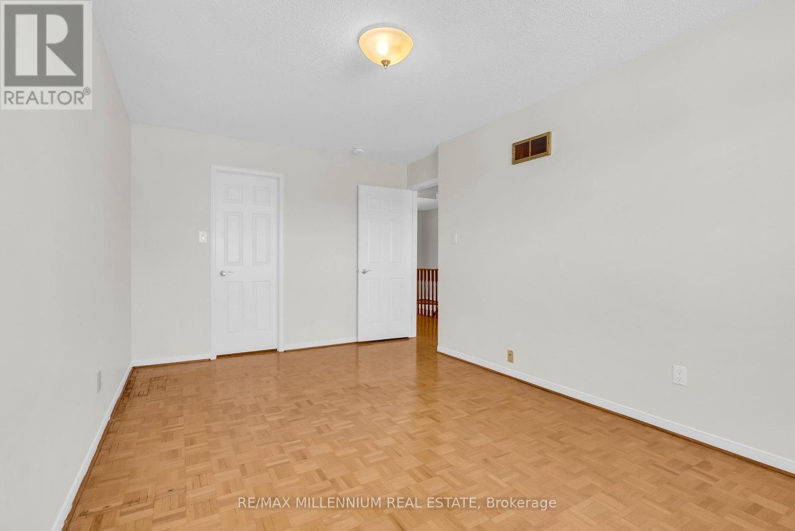 20 KESTEVEN CRESCENT - 28