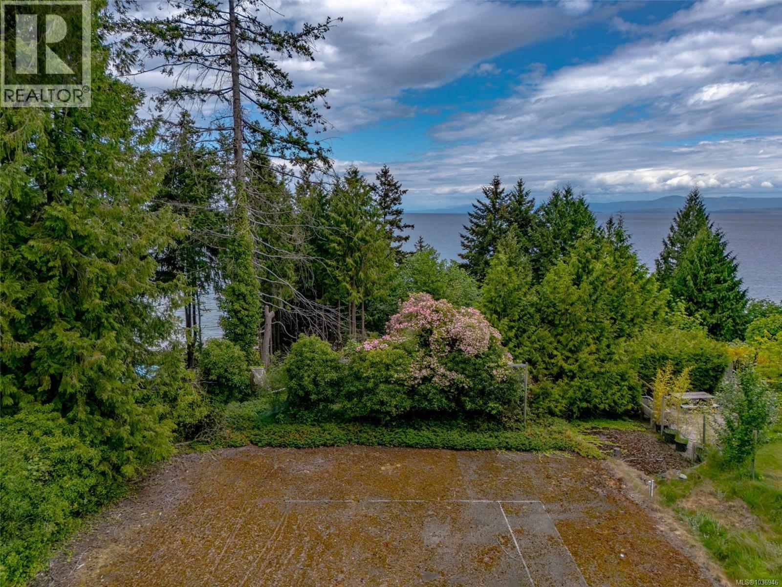 391 Burnham Rd, Qualicum Beach