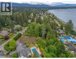 391 Burnham Rd, Qualicum Beach, BC V9K1G5 Photo 16