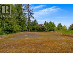 391 Burnham Rd, Qualicum Beach, BC V9K1G5 Photo 20